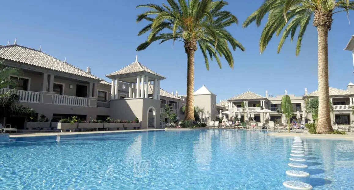 Basen w hotelu Hotel Marylanza Golf & Spa Resort