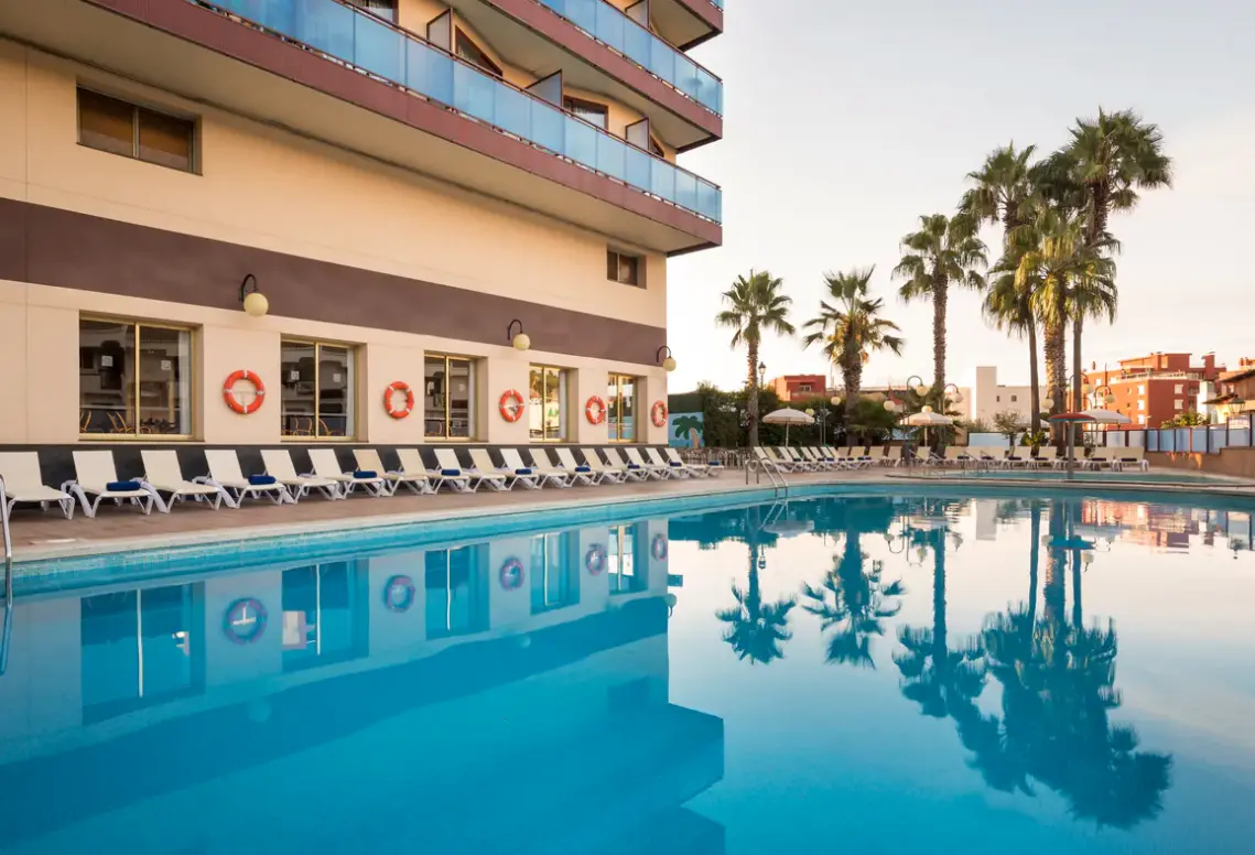Hotel HTop Jadhe (Calella) w Hiszpania (Costa Brava) - oferta last minute