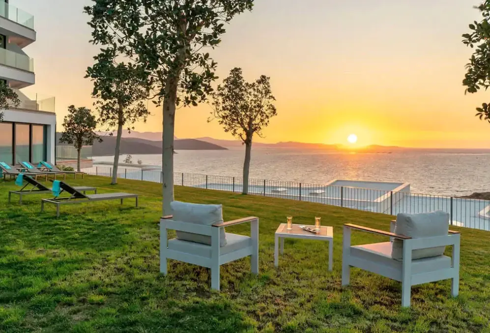 Widok z hotelu Le Meridien Bodrum Beach Resort (ex Lux Bodrum )