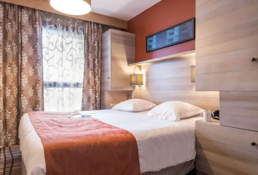 Pokój w hotelu Les Terrasses d'Helios