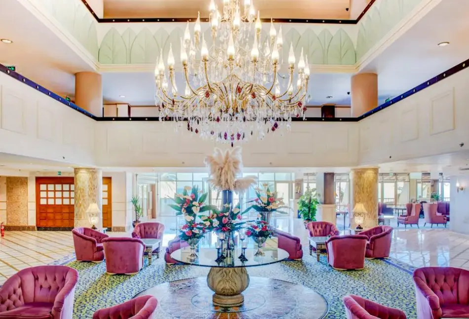 Lobby hotelu Merit Park
