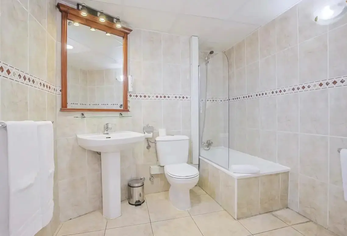 Łazienka w pokoju hotelu Moon Dreams Fuengirola
