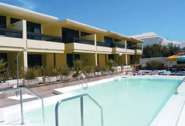 Basen w hotelu Mozart (Puerto Rico)