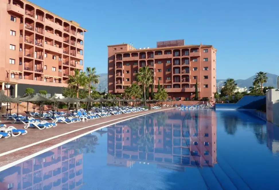 Basen w hotelu Myramar Fuengirola