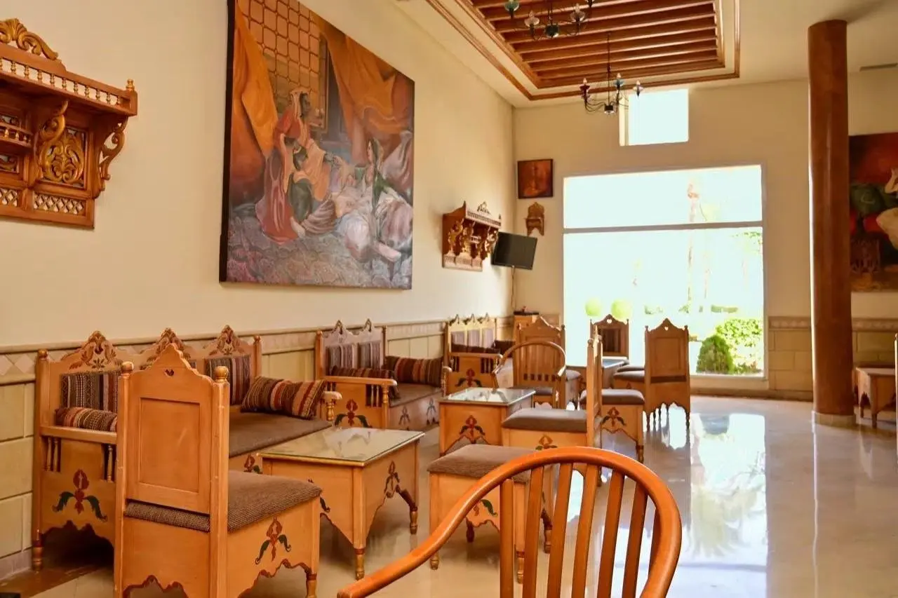 Restauracja i jedzenie w hotelu Nour Palace Thalassa & Resort
