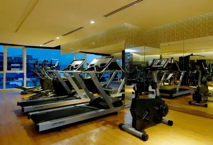 Siłownia w hotelu Nova Hotel & Spa Pattaya