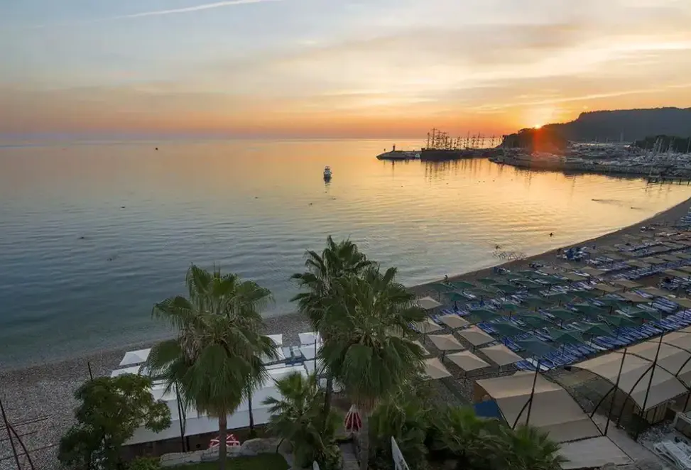 Plaża przy hotelu Olimpos Beach