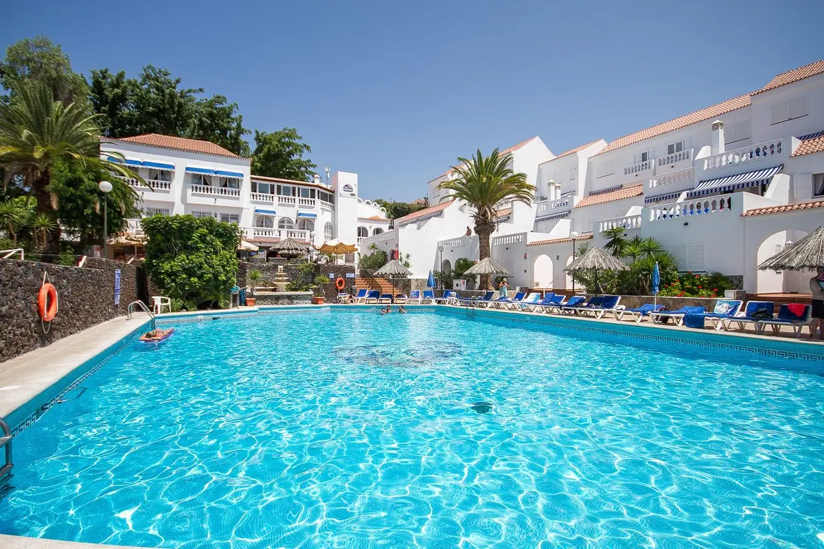 Basen w hotelu Ona Los Claveles