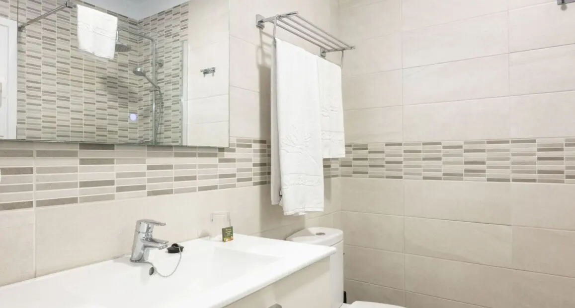 Łazienka w pokoju hotelu Ona Sueno Azul