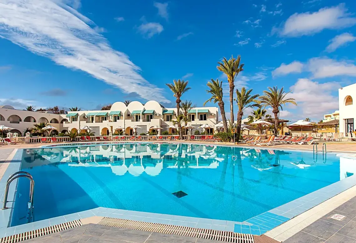Basen w hotelu Otium Park Le Petit Palais (Djerba)