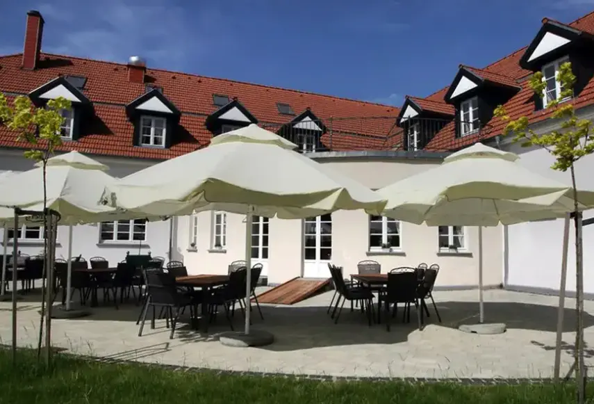 Restauracja i jedzenie w hotelu Pałac i Folwark Nemino
