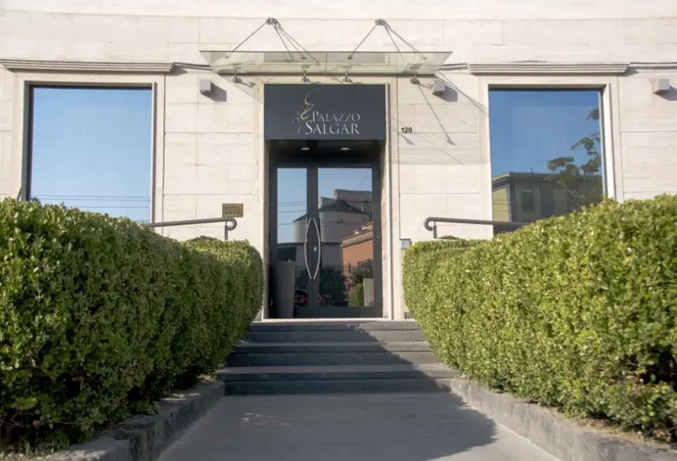 Hotel Palazzo Salgar w Włochy (Neapol) - oferta last minute