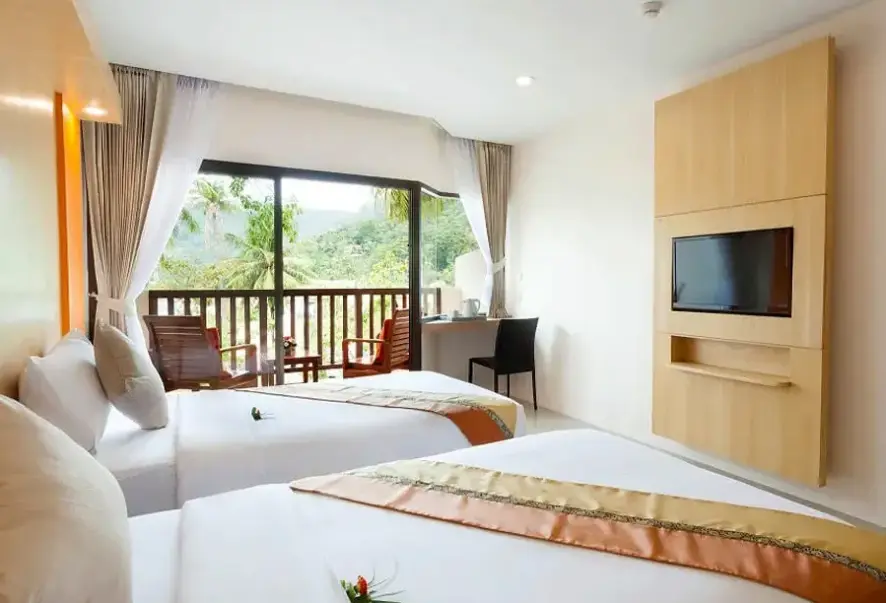 Pokój w hotelu Patong Lodge (Phuket)