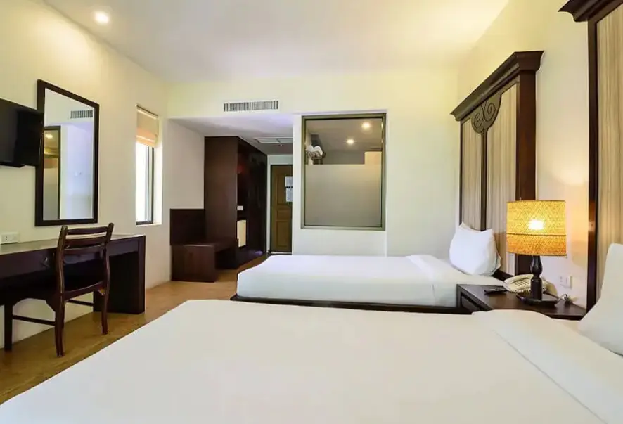Pokój w hotelu Patong Lodge (Phuket)