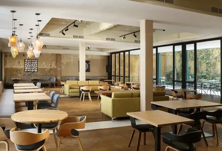 Lobby hotelu Petit Palace Barcelona