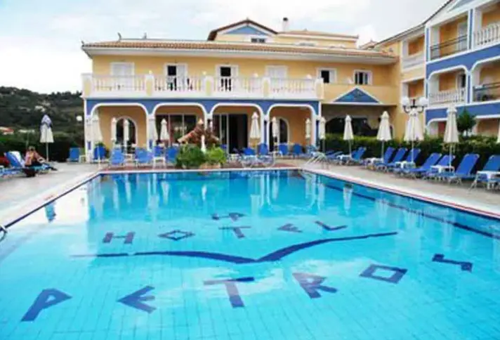 Hotel Petros