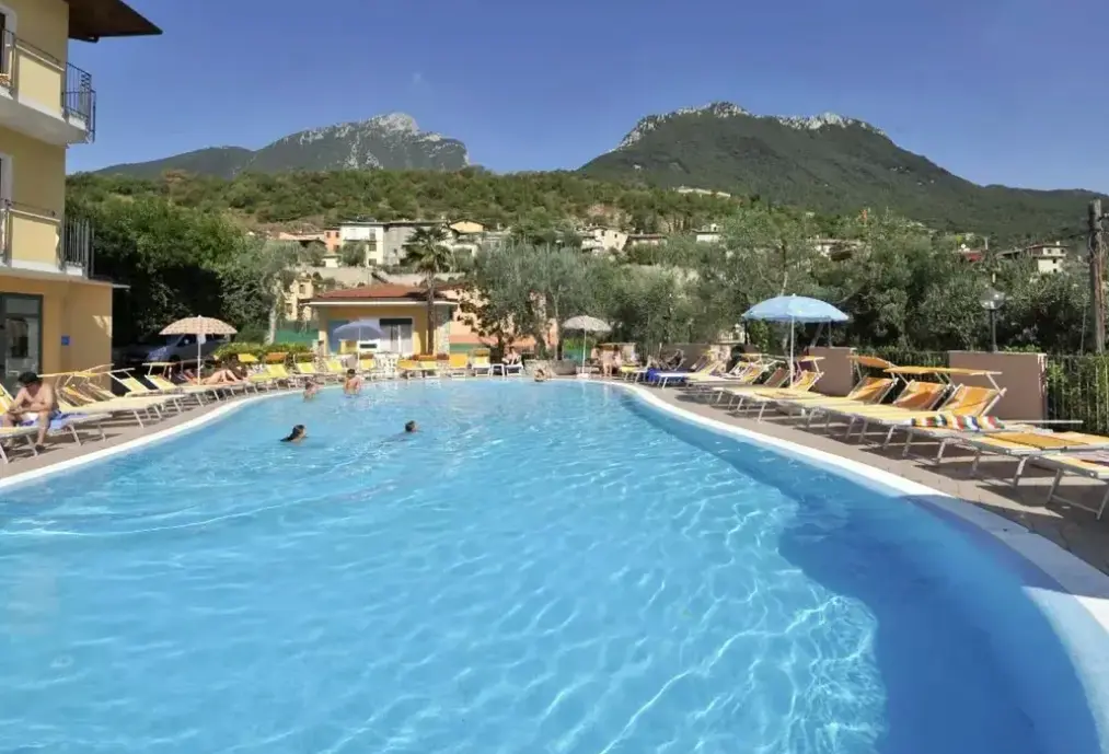 Basen w hotelu Piccolo Paradiso (Toscolano)