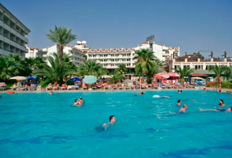 Basen w hotelu Pineta (Marmaris)