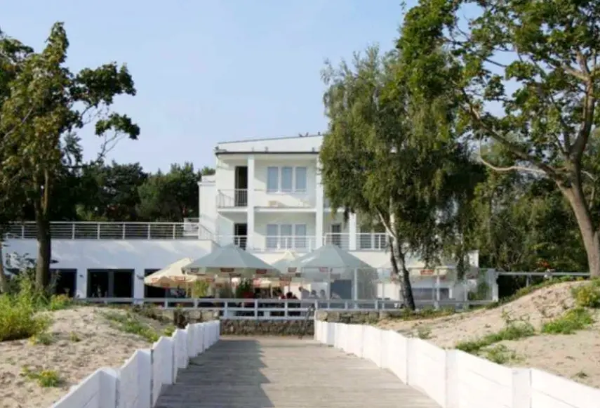 Hotel Pomarańczowa Plaża (ex. Bursztyn)