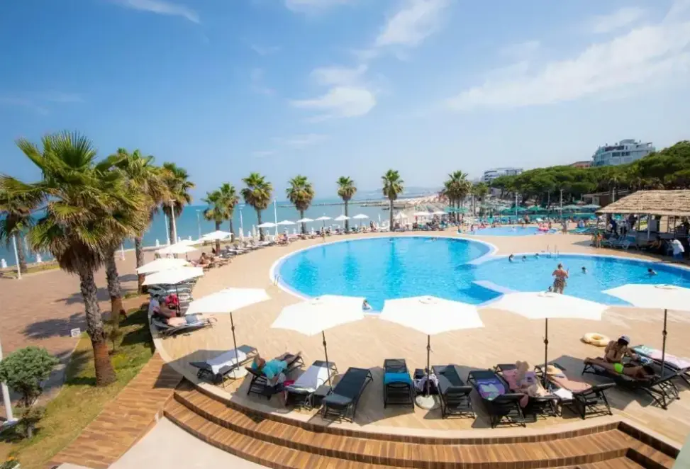 Hotel Prestige Resort