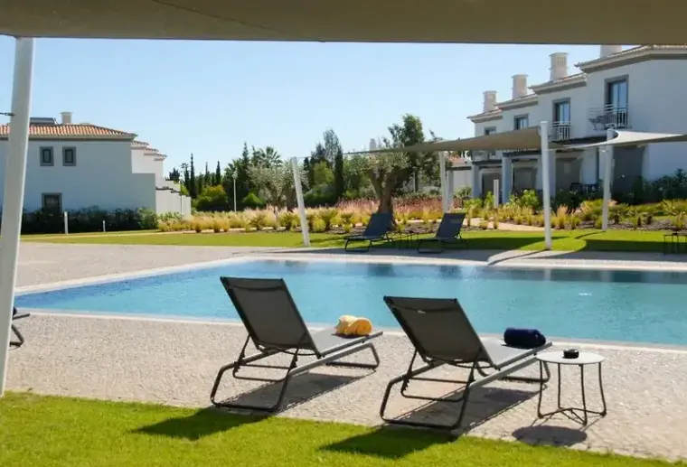 Basen w hotelu Quinta do Algarvio Village Resort