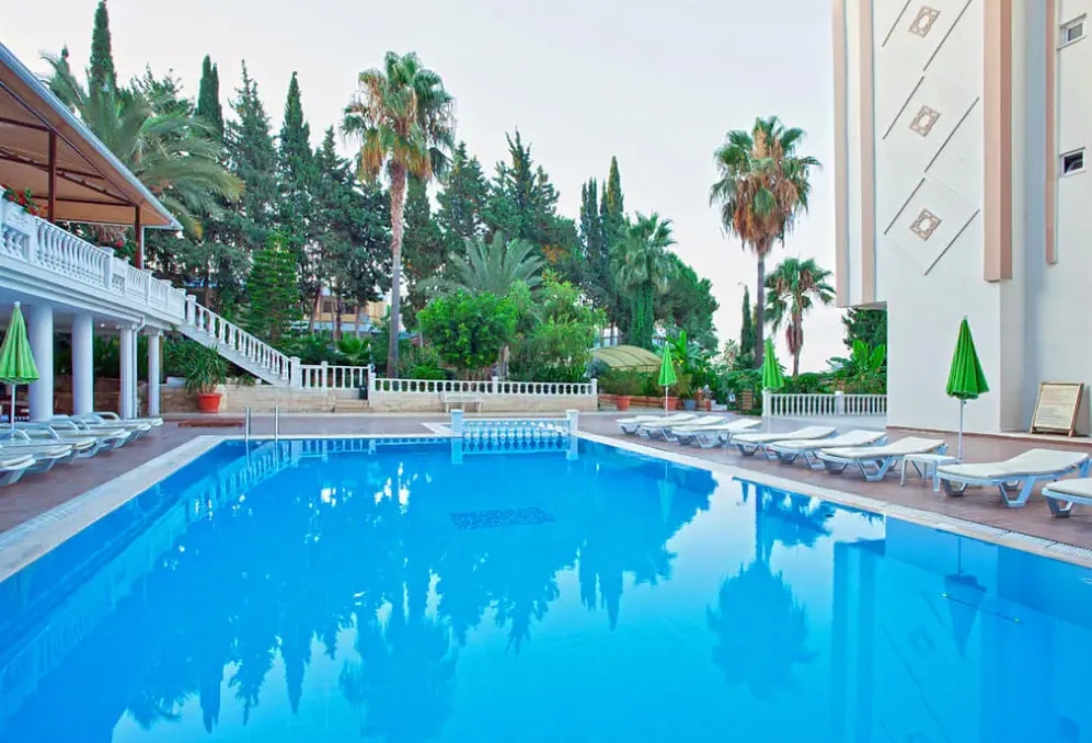 Hotel Ramira Beach
