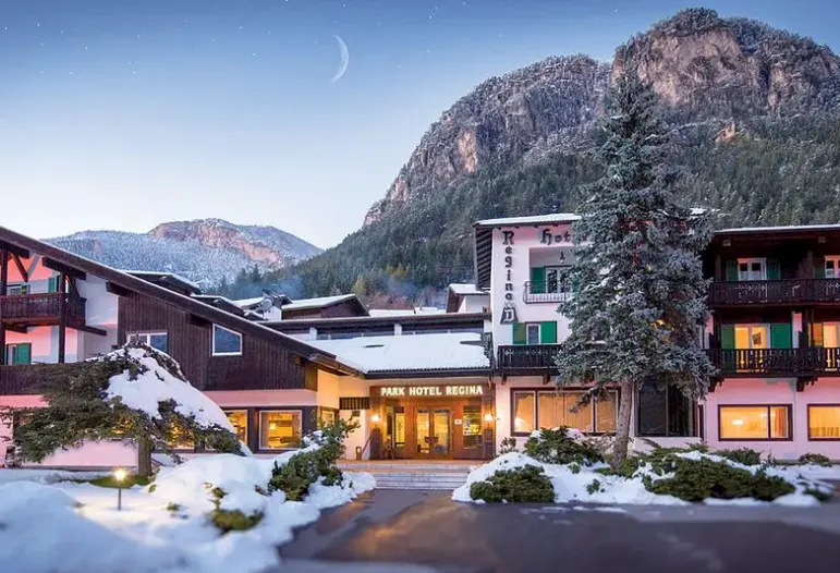 Hotel Regina Delle Dolomiti
