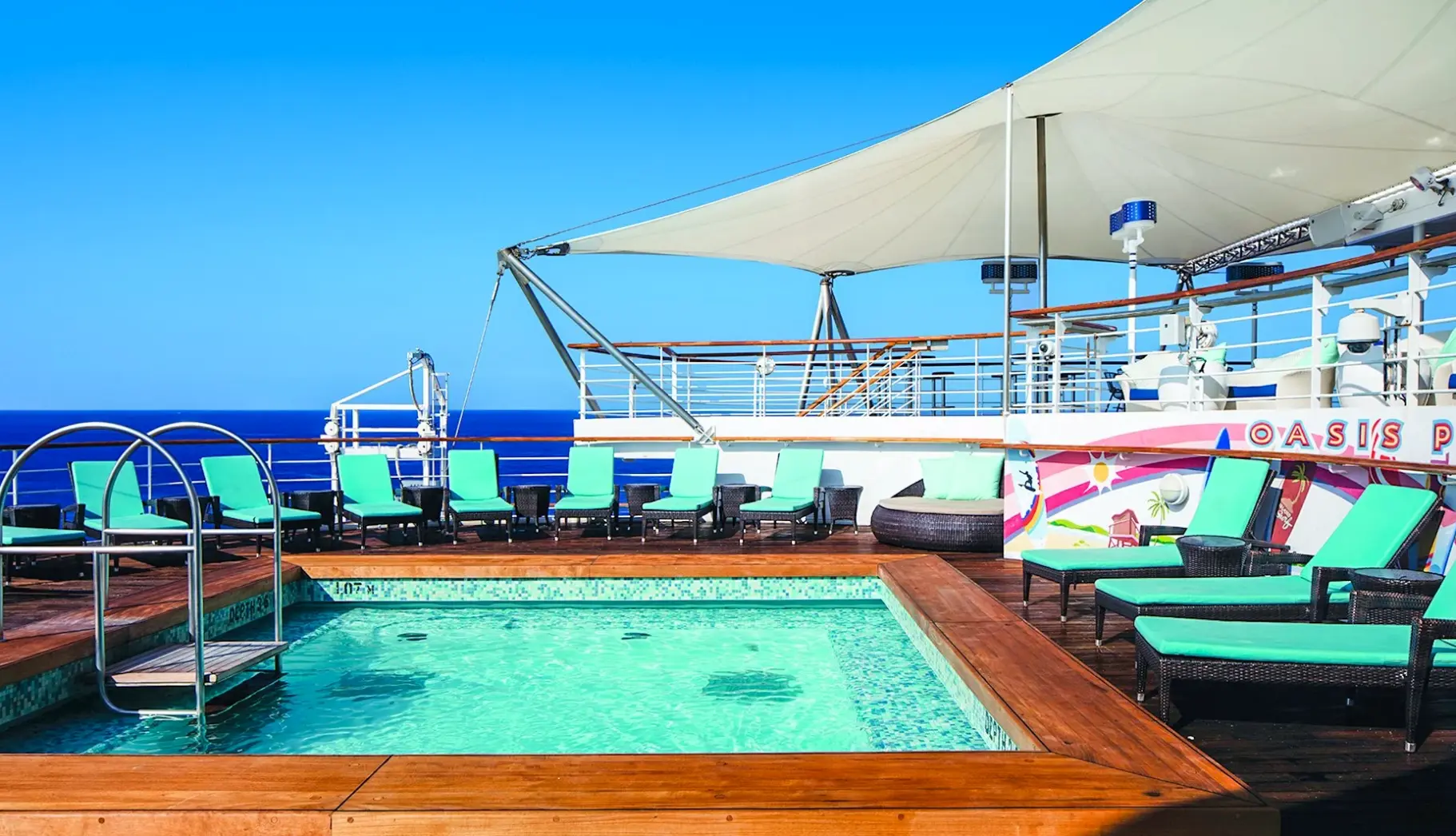 Basen w hotelu Rejs Hawaje z Honolulu - Ncl Pride of America