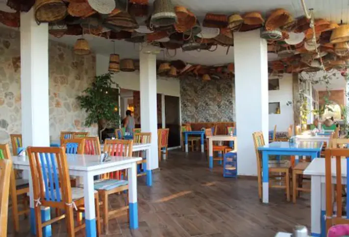 Restauracja i jedzenie w hotelu Rhodian Sun