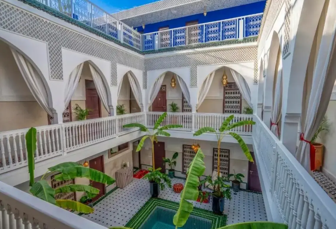 Basen w hotelu Riad Celine De Marrakech