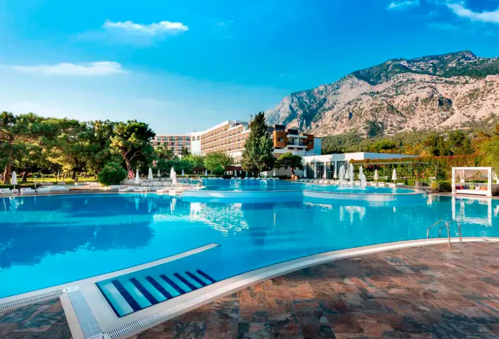 Basen w hotelu Rixos Beldibi
