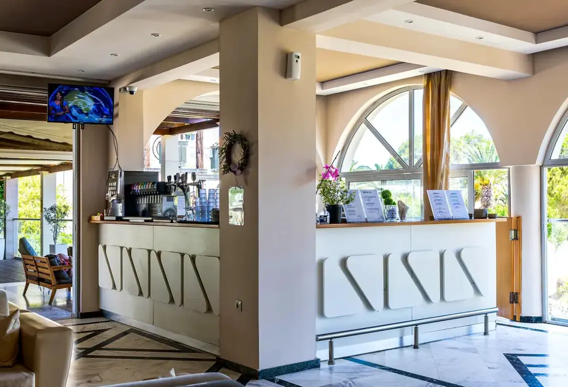 Lobby hotelu Roseland (Zakynthos)