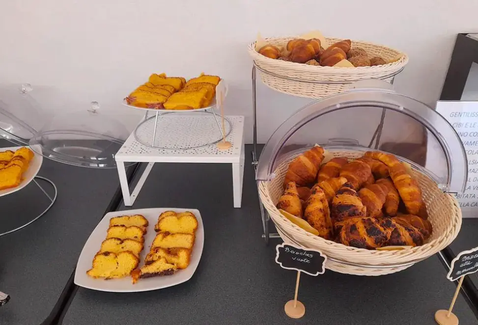 Restauracja i jedzenie w hotelu Royal Plaza (Rimini)