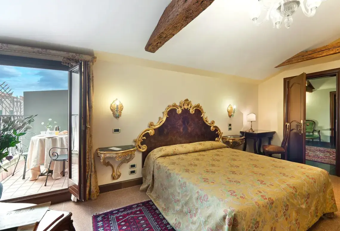 Pokój w hotelu San Cassiano Residenza D Epoca Ca Favretto Venice