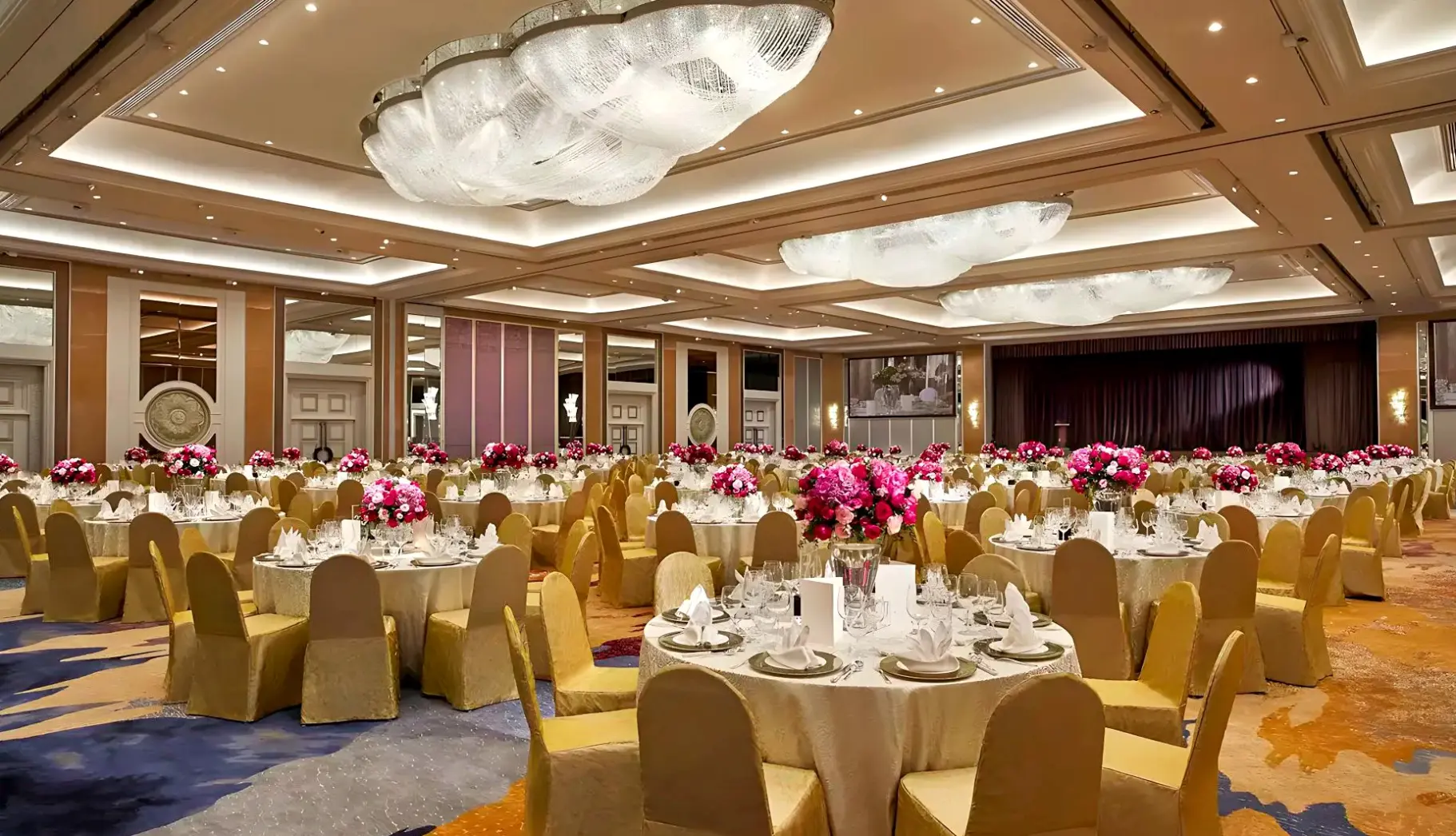 Restauracja i jedzenie w hotelu Shangri - La (Kuala Lumpur)