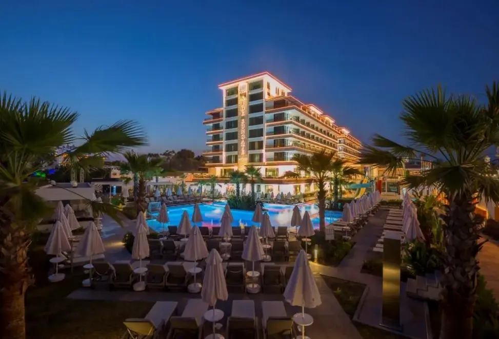 Basen w hotelu Side Sunport (ex. Side Sungate)