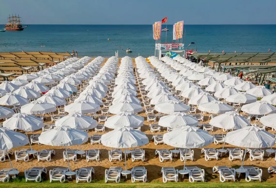 Plaża przy hotelu Side Sunport (ex. Side Sungate)