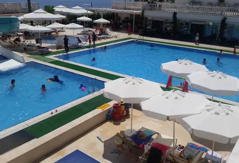 Basen w hotelu SL La Perla (Kemer)