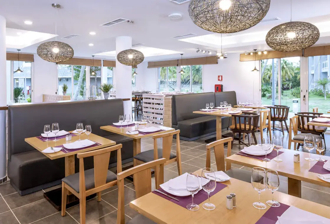 Restauracja i jedzenie w hotelu Sol Varadero Beach