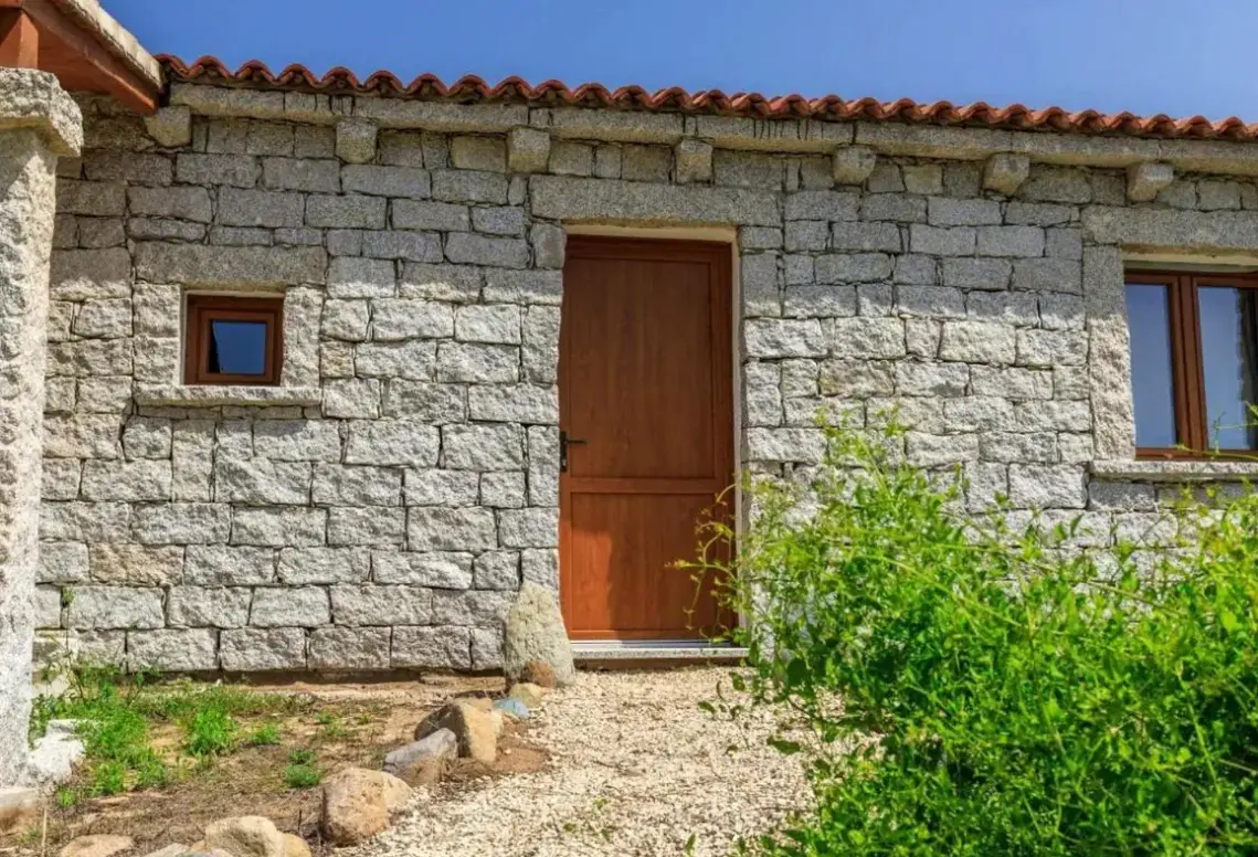Obiekt hotelu Stazzi di Gallura Mare dei Ginepri
