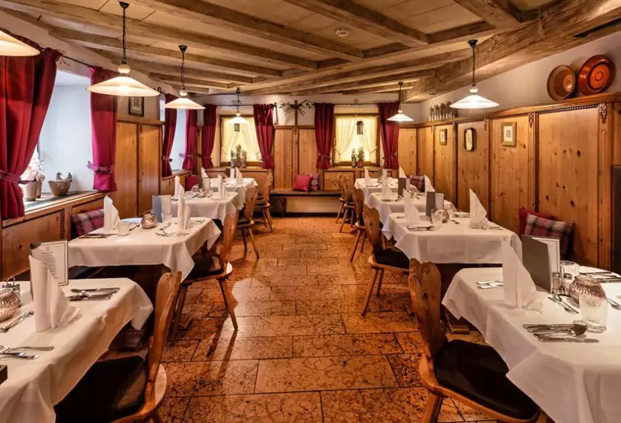 Restauracja i jedzenie w hotelu Stubaierhof