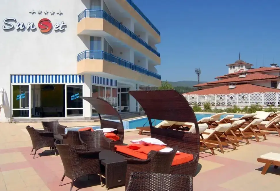 Basen w hotelu Sunset (Sunny Beach)