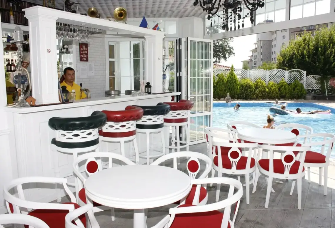Basen w hotelu Sunset (Sunny Beach)