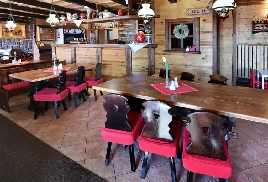 Restauracja i jedzenie w hotelu Tatry Holiday (Wielki Sławków)