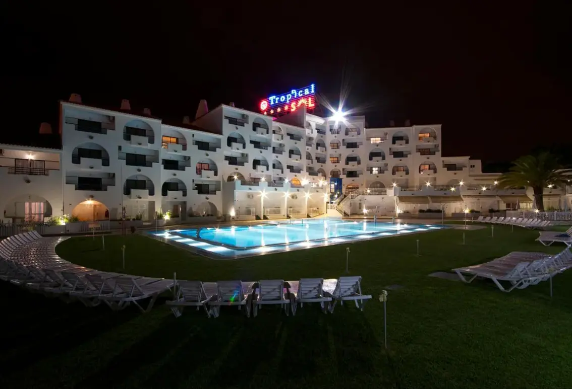 Basen w hotelu Tropical Sol