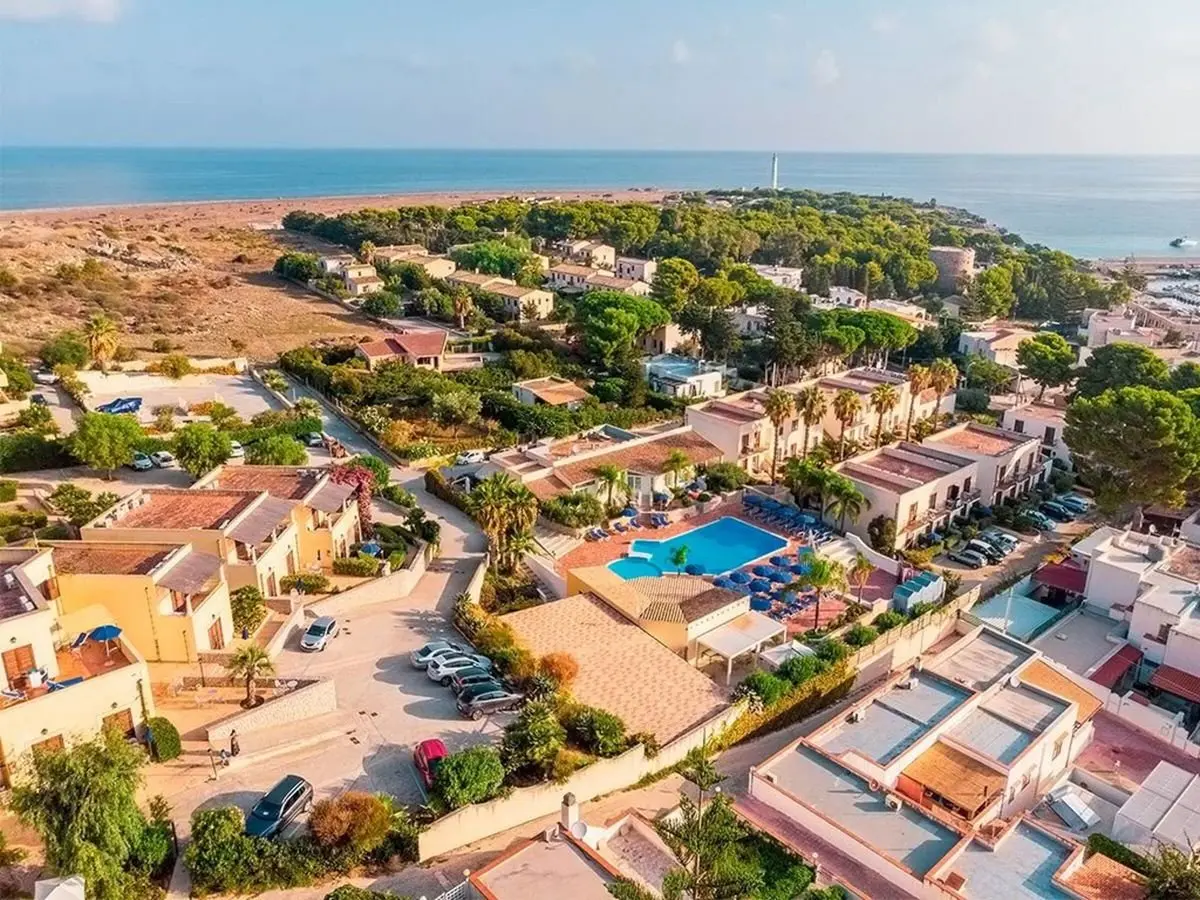 Hotel Villaggio Cala Mancina w Włochy (Sycylia) - oferta last minute