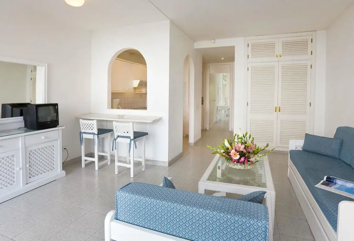 Pokój w hotelu Villas de Fanabe