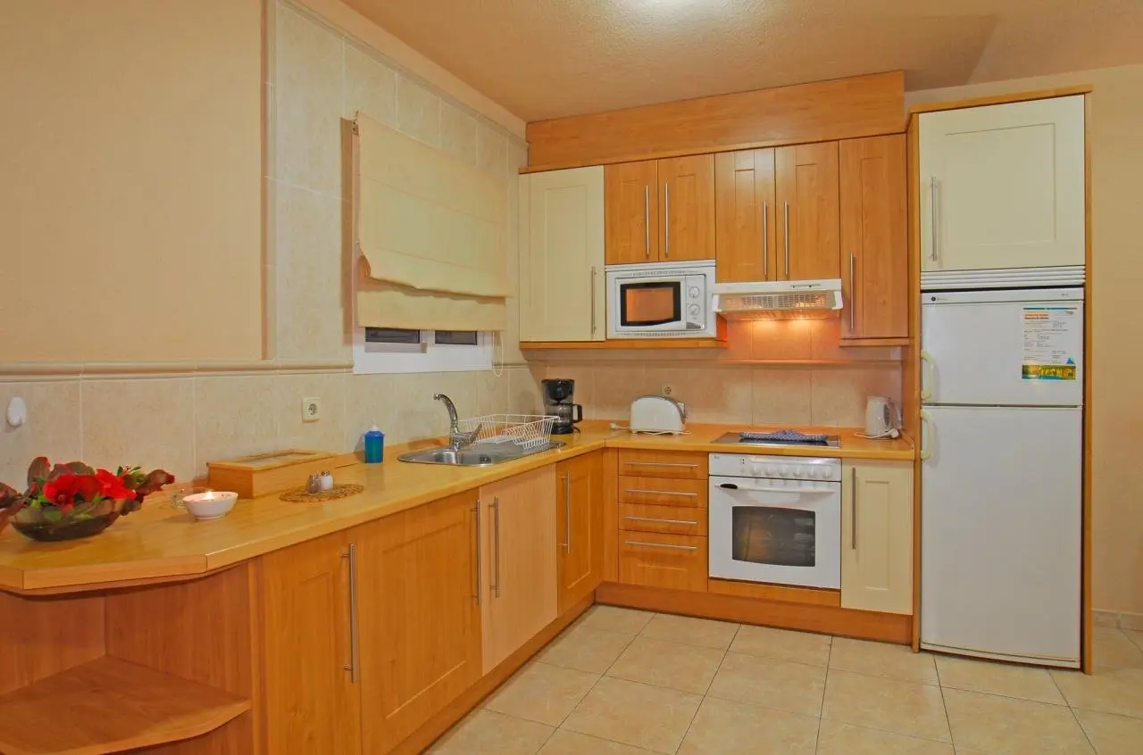 Restauracja i jedzenie w hotelu Villas Monte Solana By Livvo