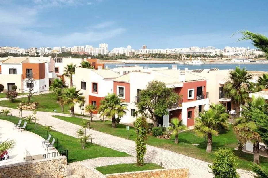 Hotel Vitors Village