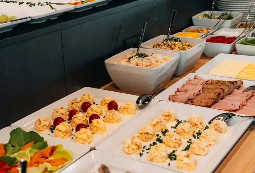 Restauracja i jedzenie w hotelu ZatorHome